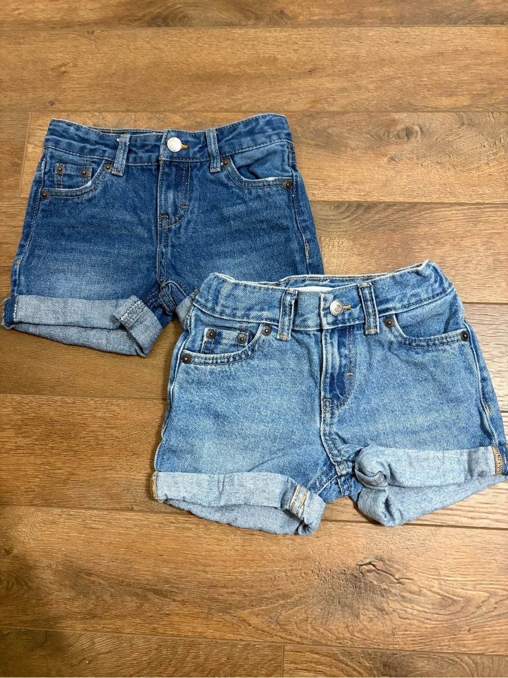Levi’s Girls Size 5 Girlfriend Denim Shorts Bundle 2 Pairs Cuffed